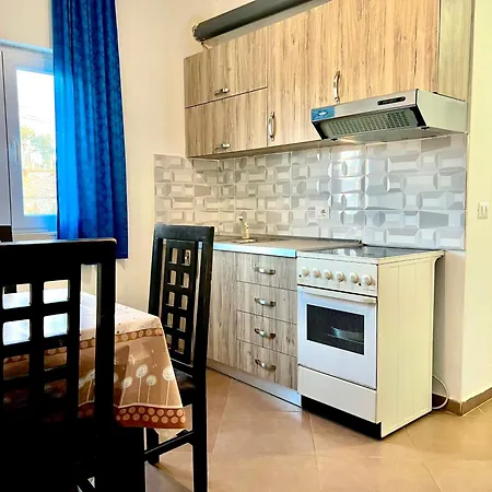 Apartment Redi's Seaview Sarande